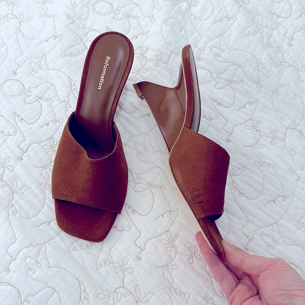 Reformation Suede Wedges 7.5 NWOT